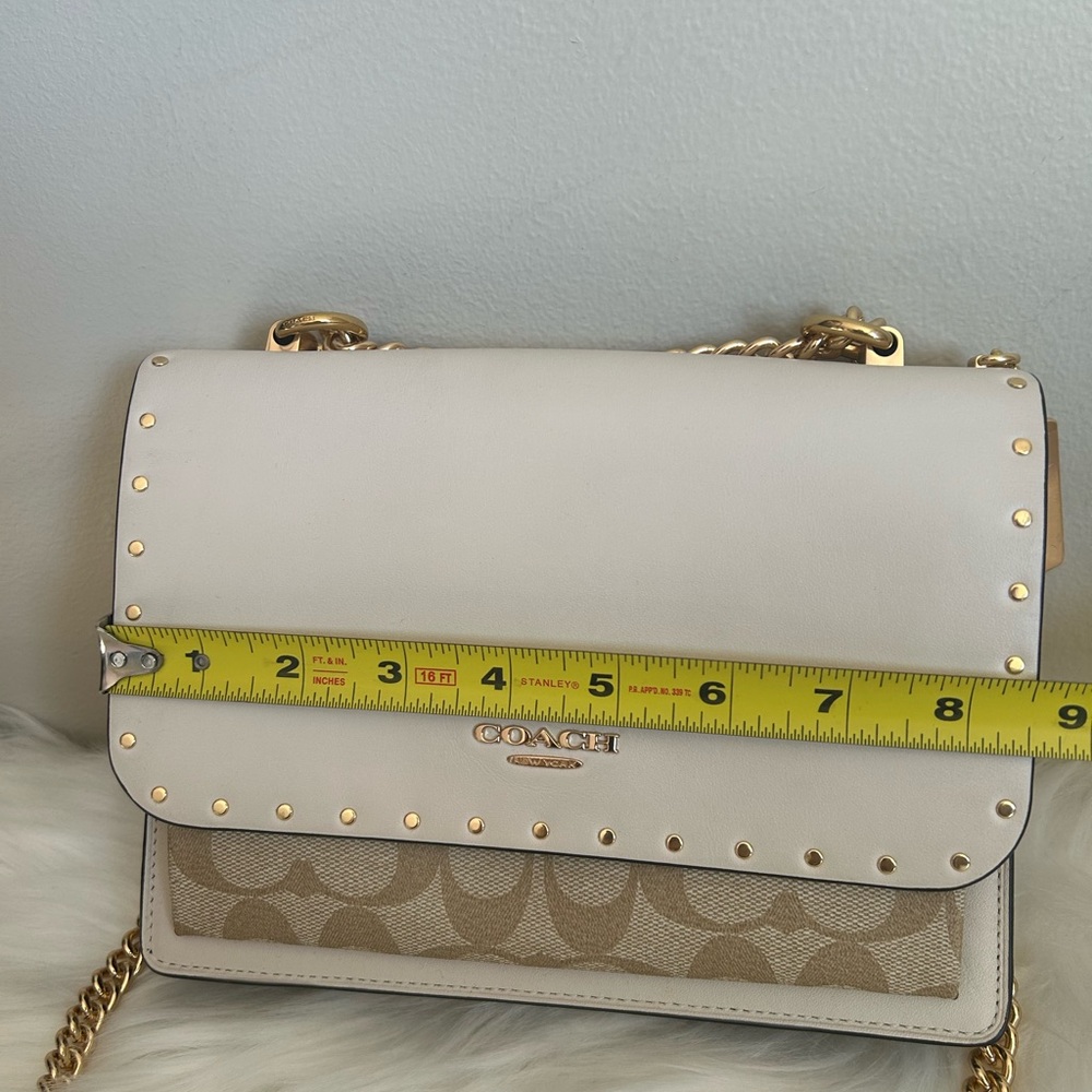 Coach Klare Shoulder Bag Chalk White Leather Signature Canvas‎ Snakeskin Rivets - Picture 10 of 11